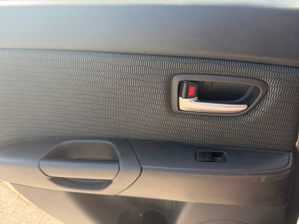 Used 2008 MAZDA MAZDA3 i Touring FWD image 31