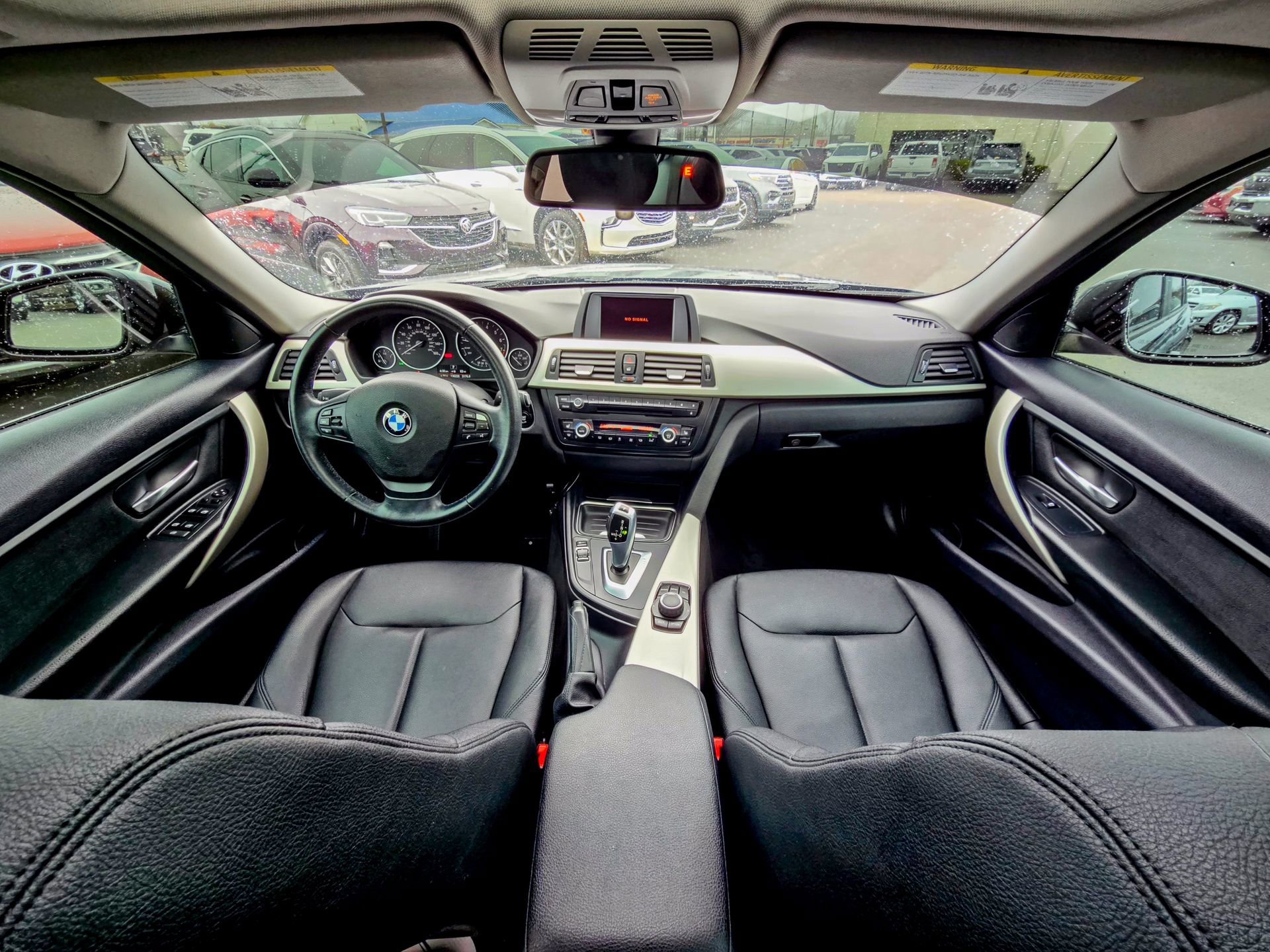 Used 2014 BMW 320i xDrive Sedan image 21