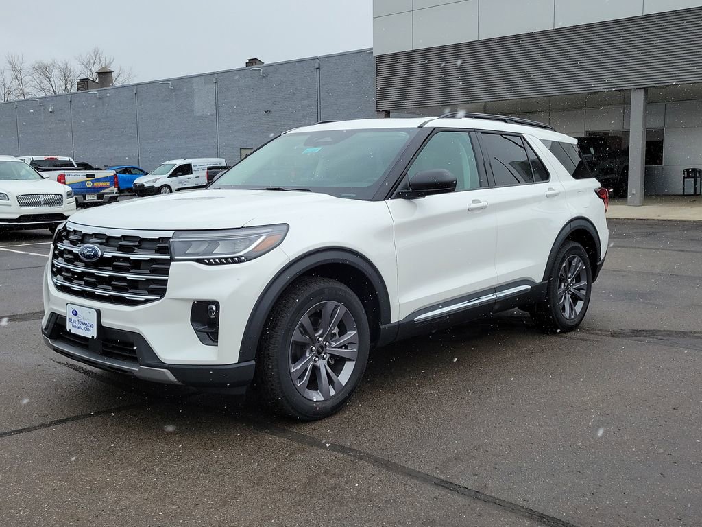 New 2025 Ford Explorer Active w/ Active Comfort Package image 8