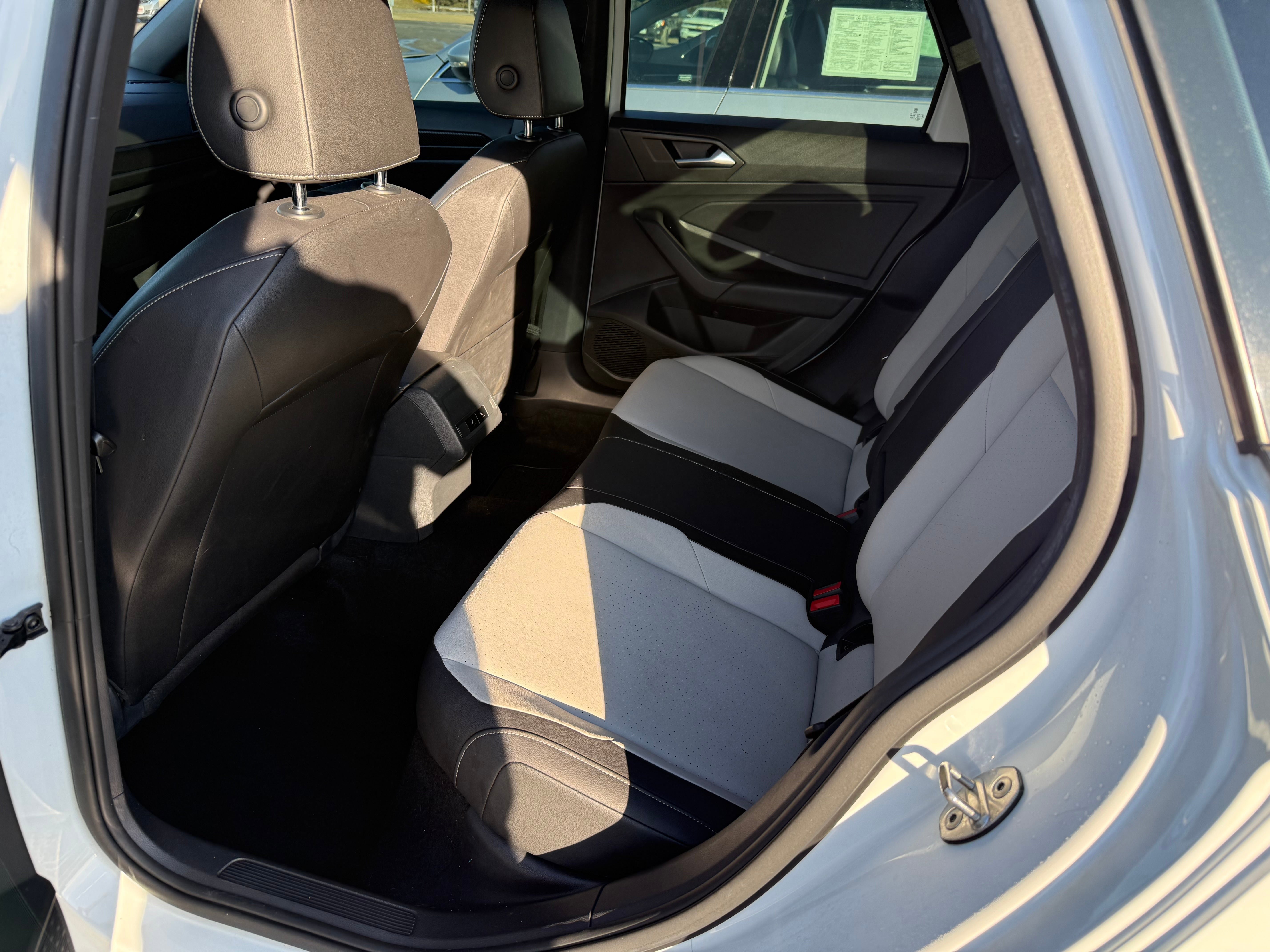 Used 2019 Volkswagen Jetta R-Line FWD image 9