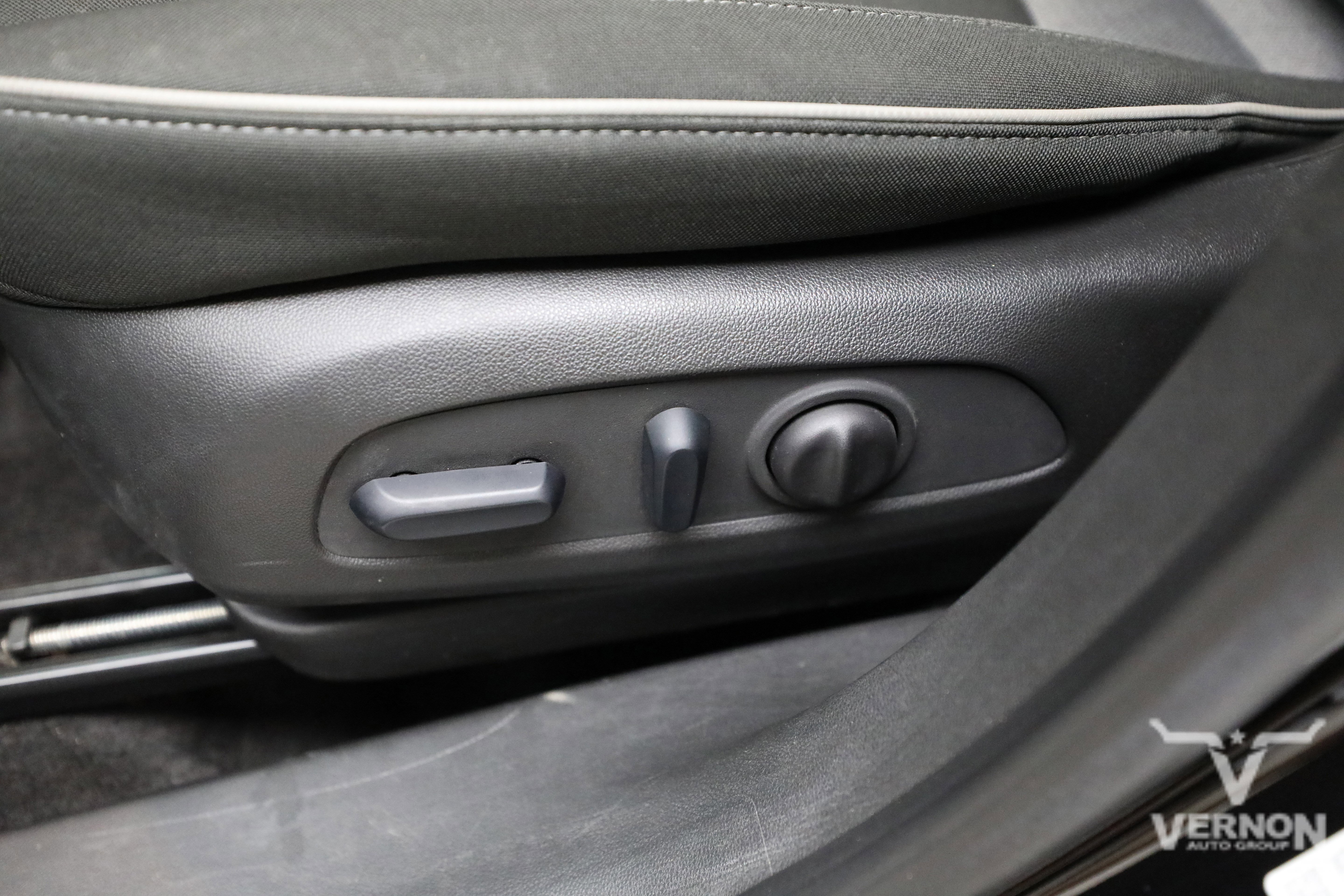 Used 2023 Chevrolet TrailBlazer LT w/ Convenience Package image 14