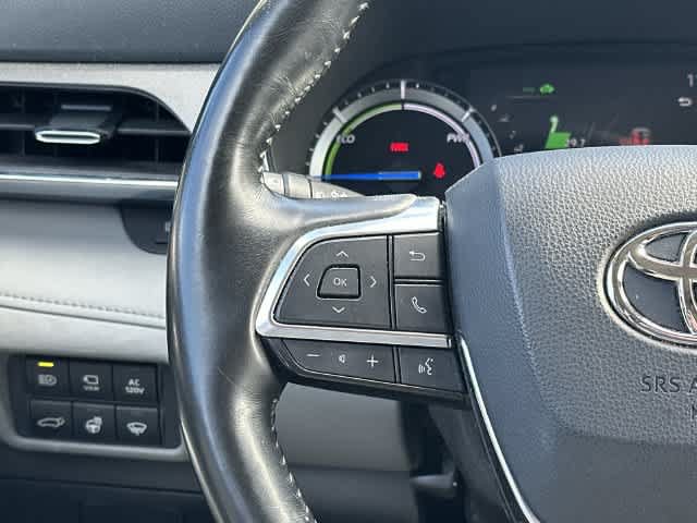 Used 2021 Toyota Highlander Limited AWD/4WD image 9