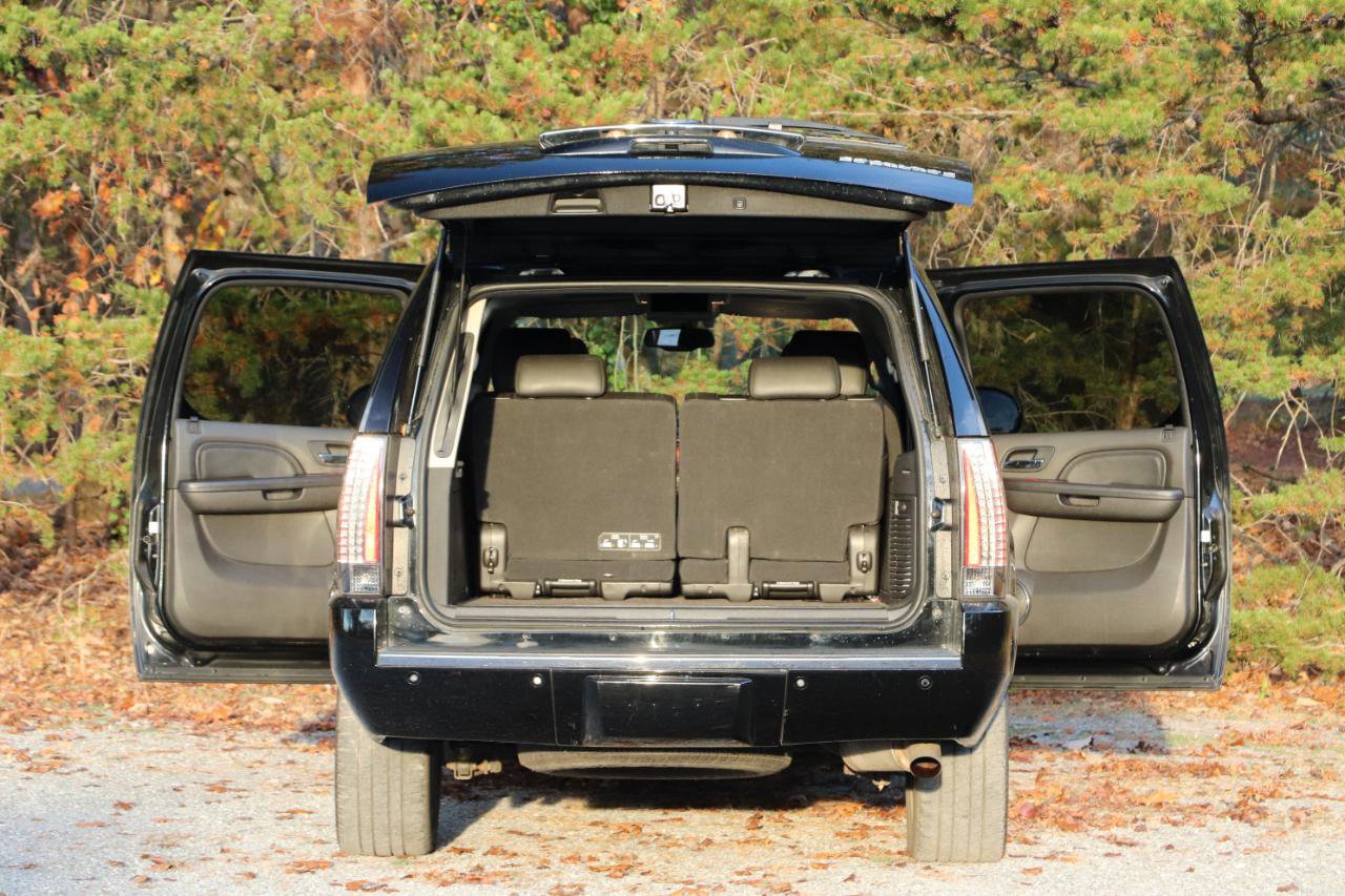 Used 2014 Cadillac Escalade ESV Premium AWD/4WD image 5