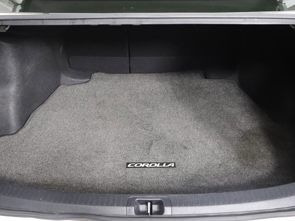 Used 2020 Toyota Corolla LE w/ Carpet Mat Package (TMS) image 16
