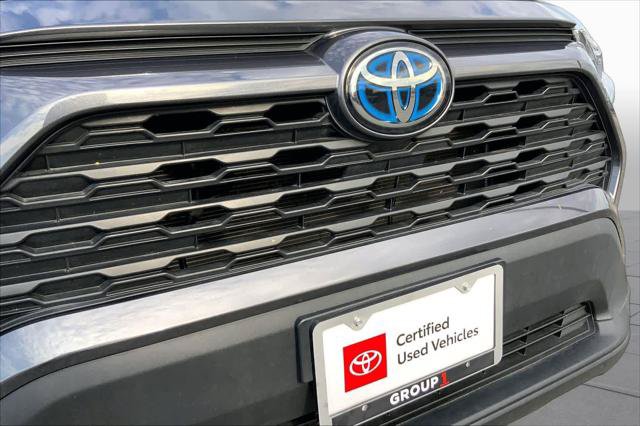 Certified 2024 Toyota RAV4 XLE Premium AWD/4WD image 28