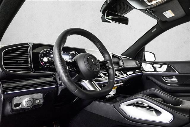 New 2026 Mercedes-Benz GLS 580 4MATIC image 10