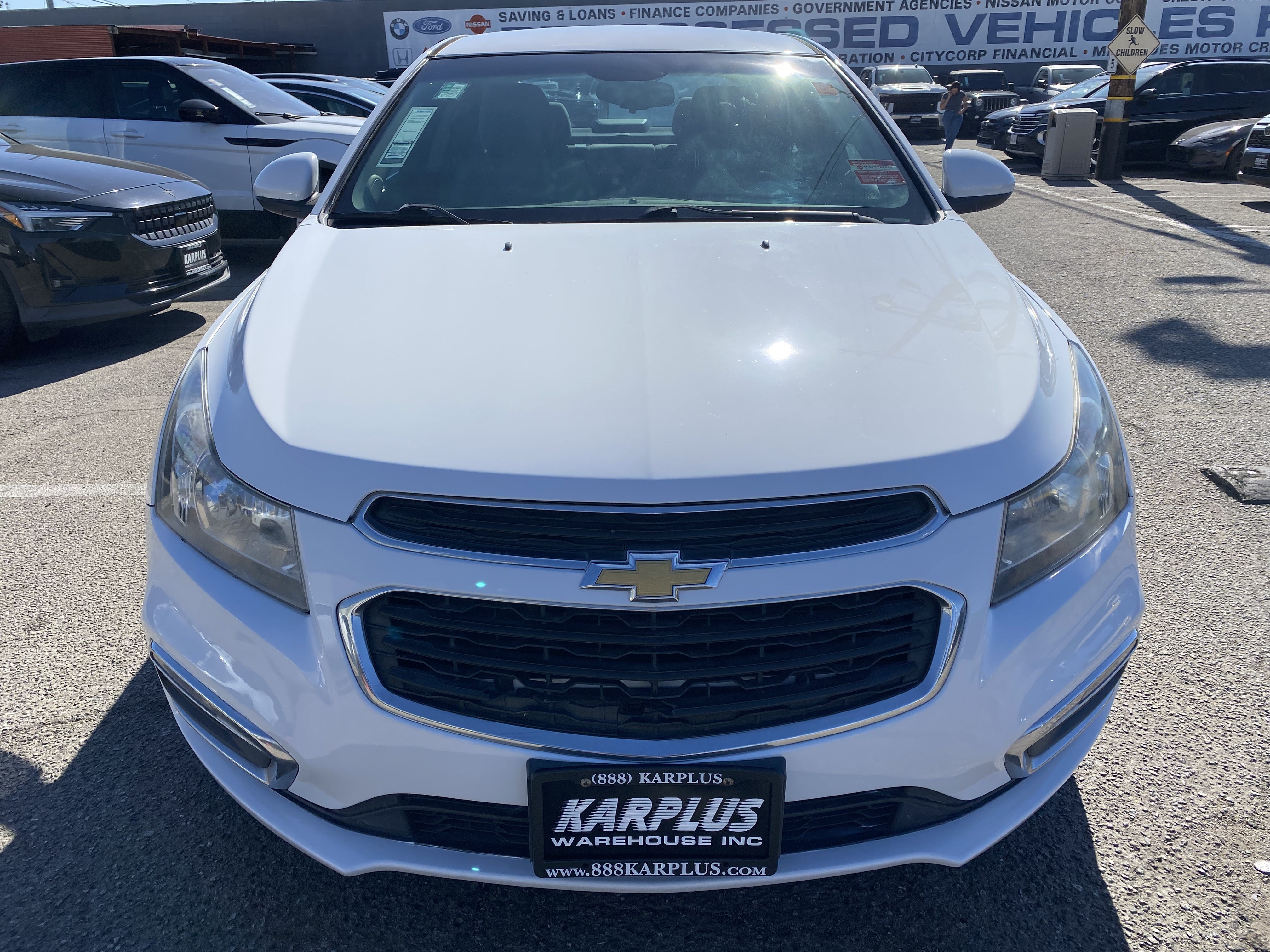 Used 2016 Chevrolet Cruze LT w/ Technology Package FWD image 3