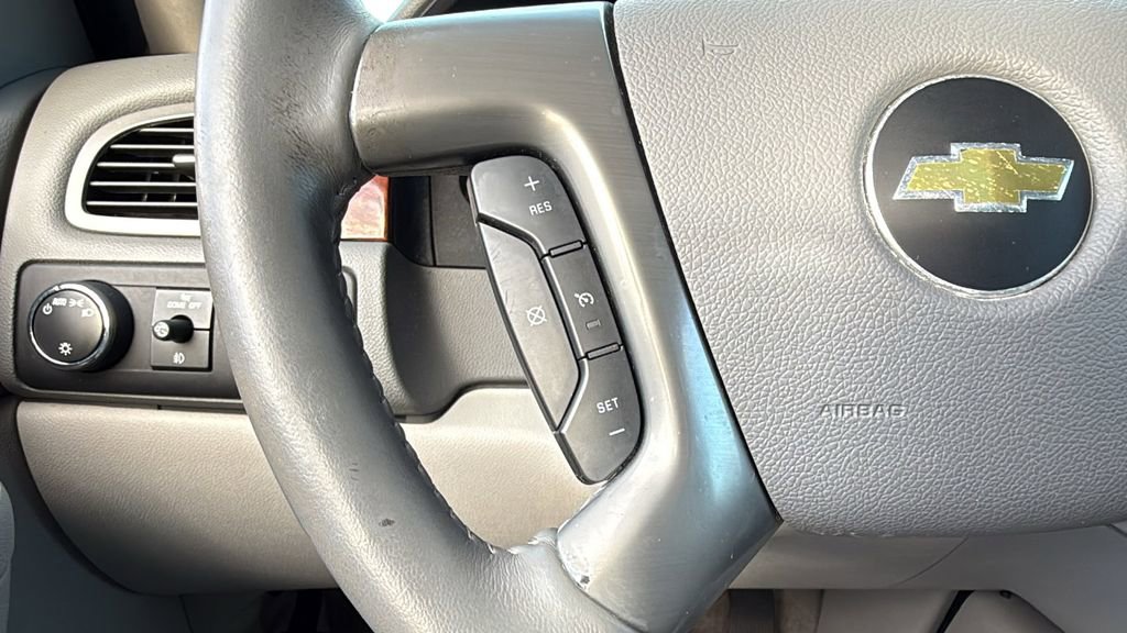 Used 2014 Chevrolet Tahoe LT RWD image 28