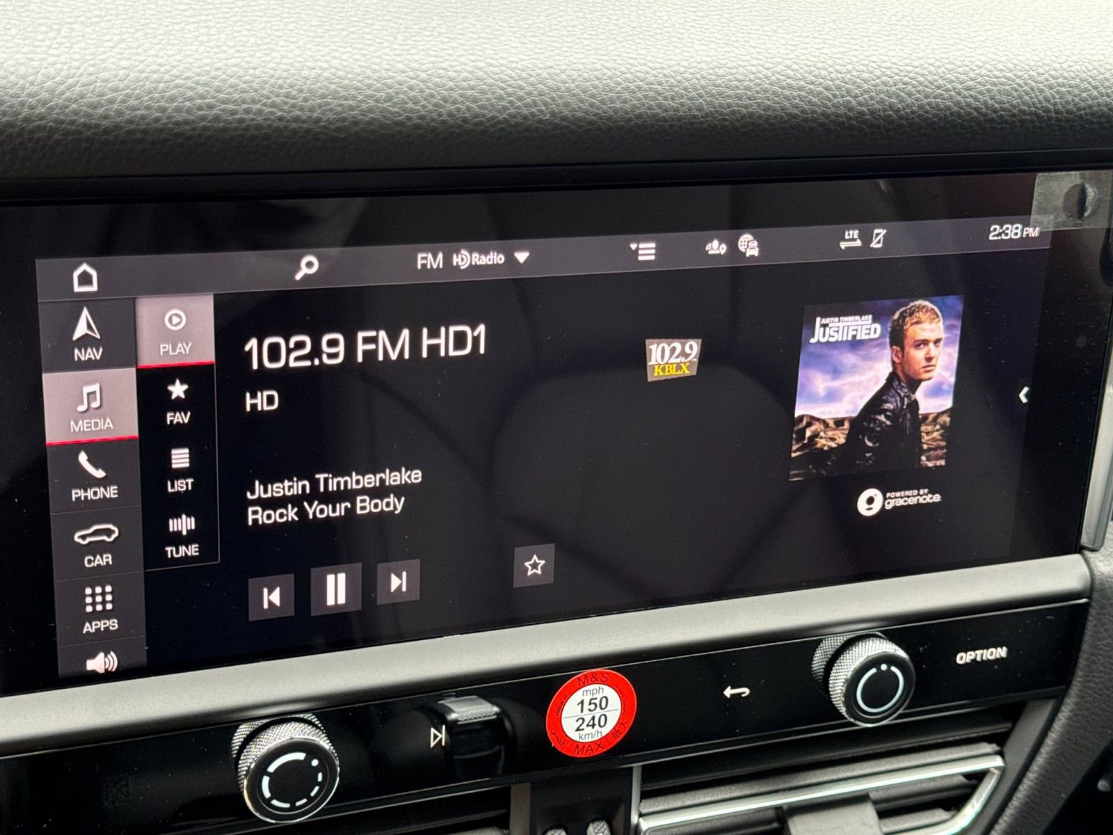 New 2026 Porsche Macan S image 21