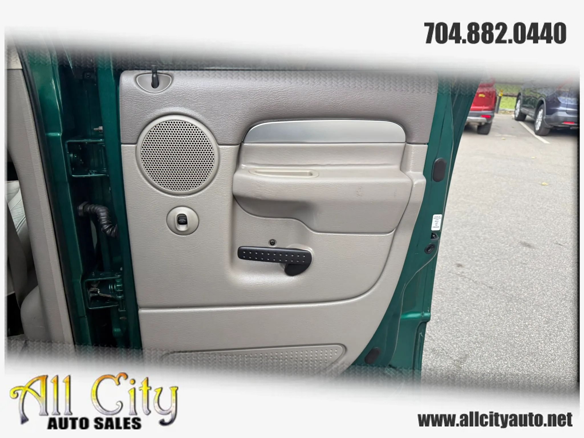 Used 2004 Dodge Ram 3500 Truck SLT w/ Trailer Tow Group RWD image 12