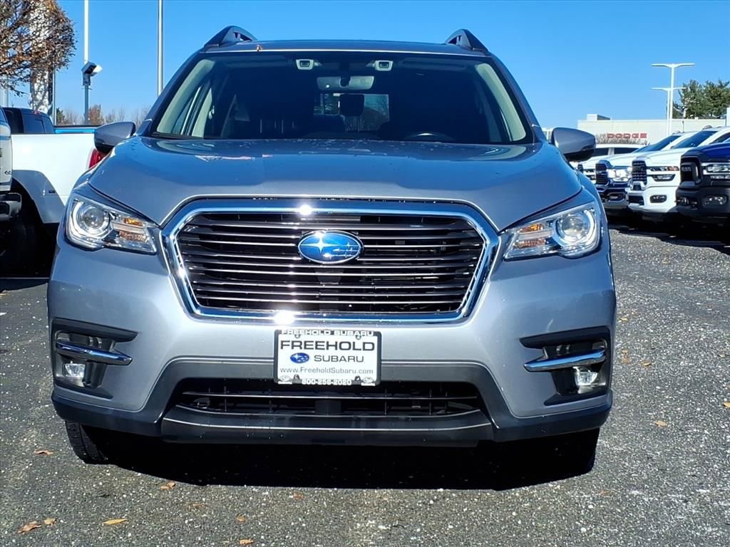 Used 2022 Subaru Ascent Limited w/ Technology Package image 2