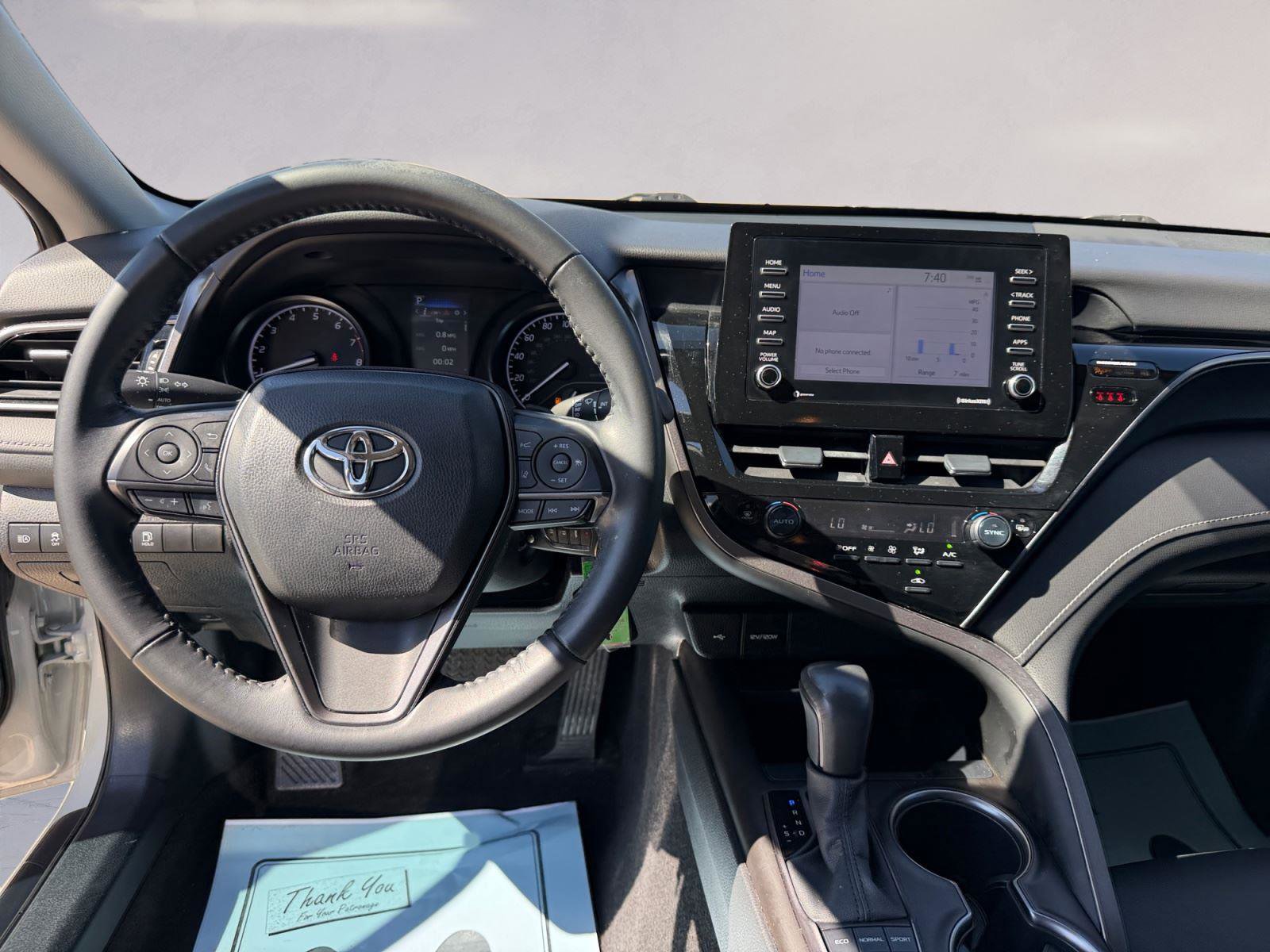 Used 2023 Toyota Camry SE image 10