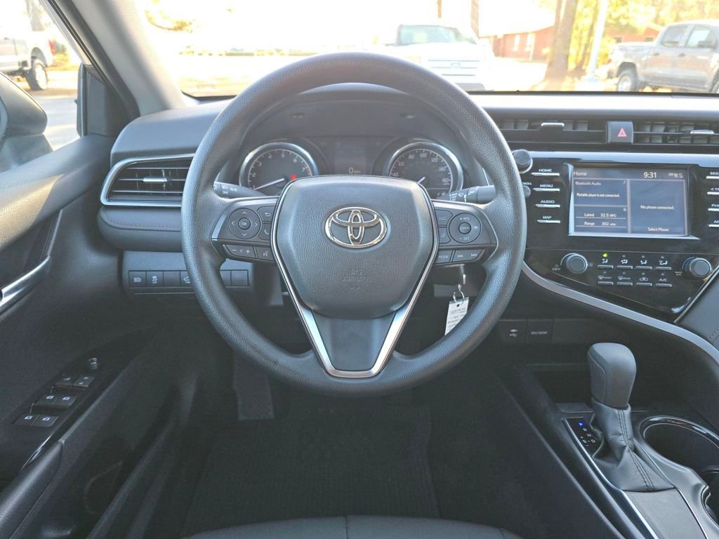 Used 2019 Toyota Camry LE image 13