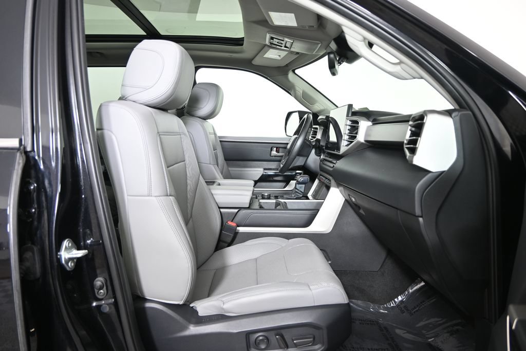 Used 2022 Toyota Tundra Limited AWD/4WD image 14
