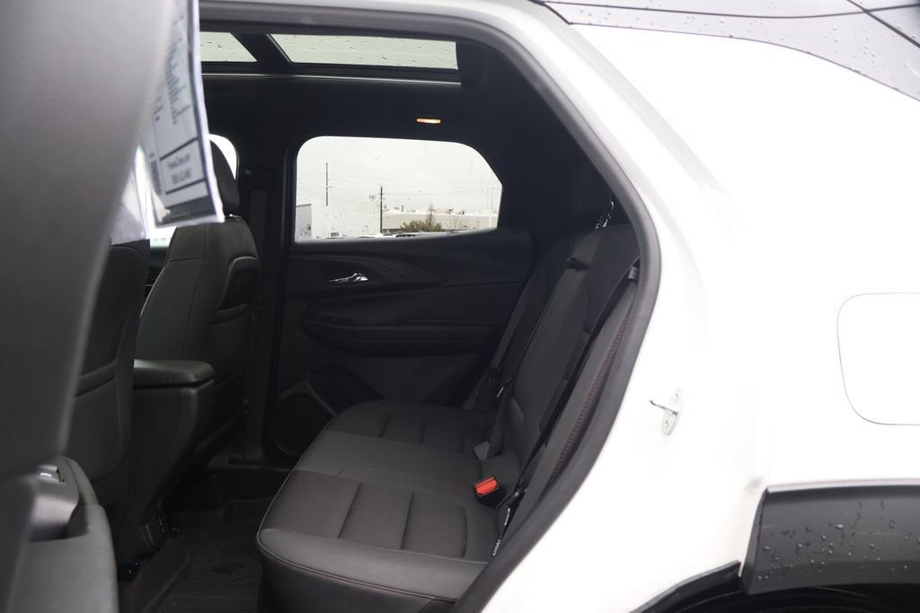 Certified 2023 Chevrolet TrailBlazer RS w/ Sun and Liftgate Package image 44