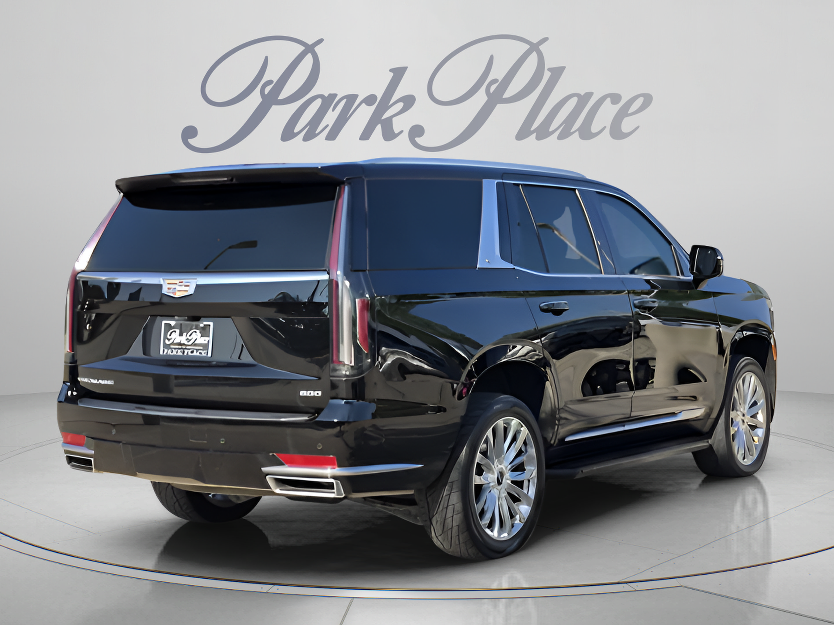 Used 2024 Cadillac Escalade Premium Luxury w/ Performance Package AWD/4WD image 5