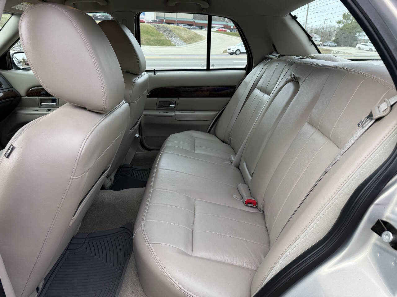 Used 2011 Mercury Grand Marquis LS image 15