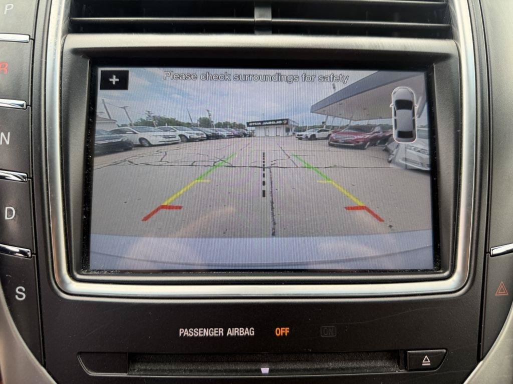 Used 2016 Lincoln MKX Select w/ Select Plus Package AWD/4WD image 15