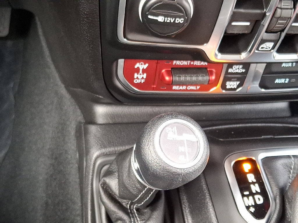 New 2026 Jeep Wrangler Unlimited Rubicon AWD/4WD image 16