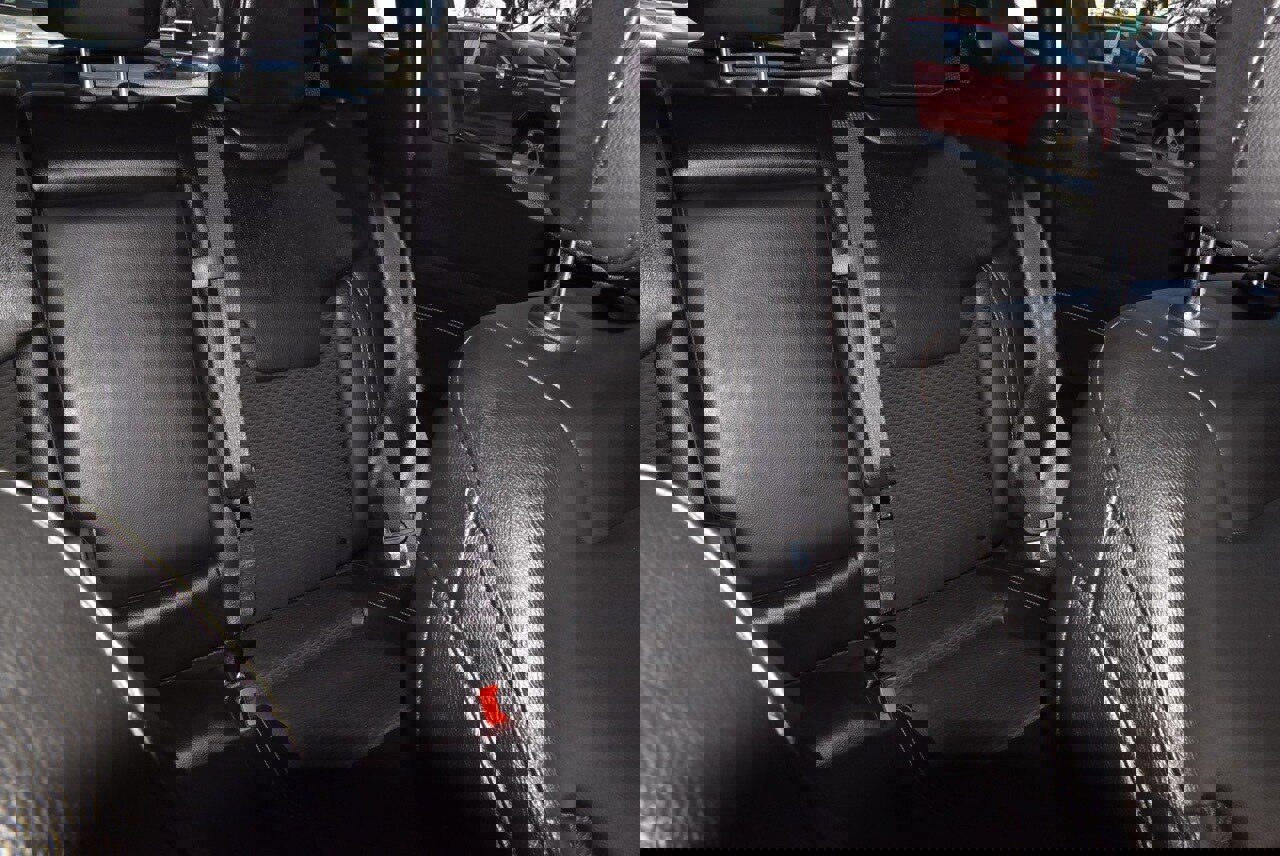 Used 2024 Jeep Compass Latitude w/ Altitude Special Edition image 21