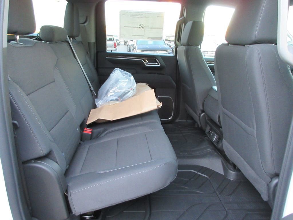 New 2026 Chevrolet Silverado 3500 LT w/ Convenience Package image 18
