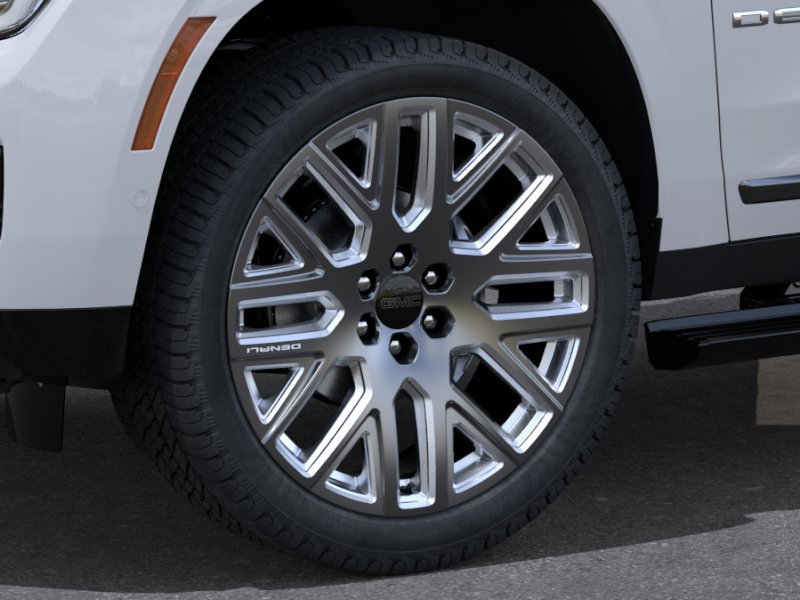 New 2026 GMC Yukon XL Denali Ultimate w/ LPO, Floor Liner Package AWD/4WD image 9