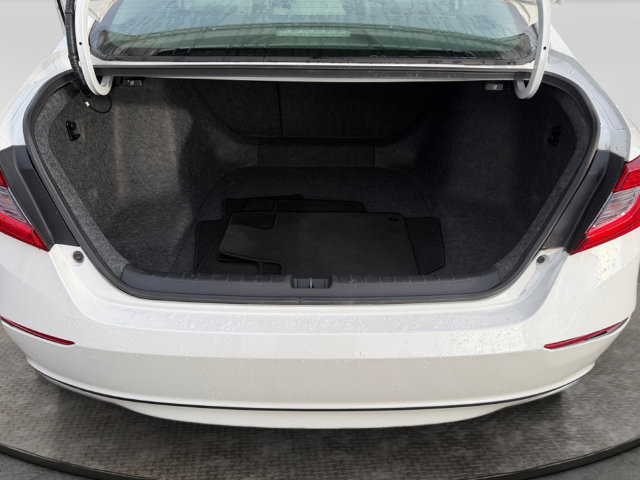 Used 2018 Honda Accord EX-L image 19