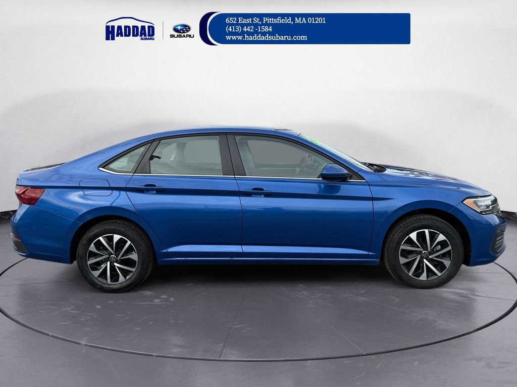 Used 2024 Volkswagen Jetta S image 7