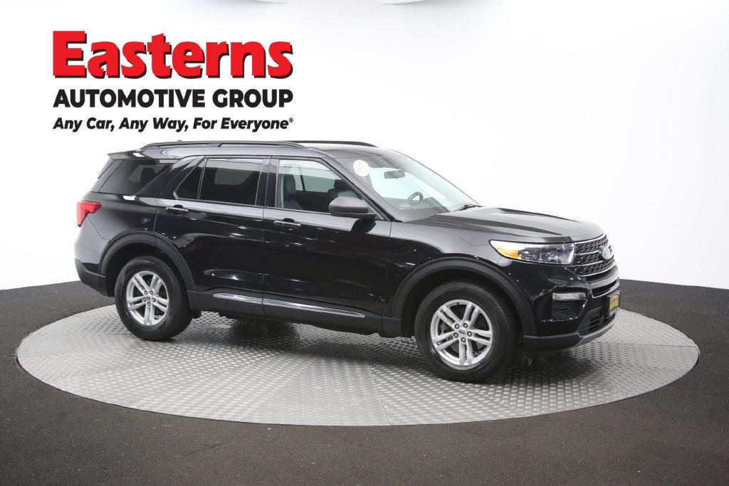 Used 2022 Ford Explorer XLT w/ Equipment Group 202A AWD/4WD image 43