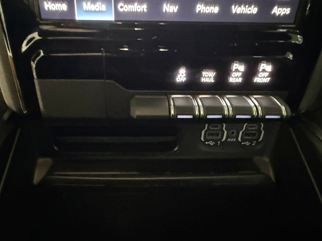 Used 2023 RAM 1500 Laramie RWD image 51