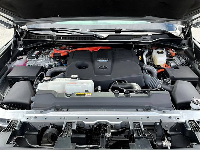 Used 2023 Toyota Tundra Capstone AWD/4WD image 36
