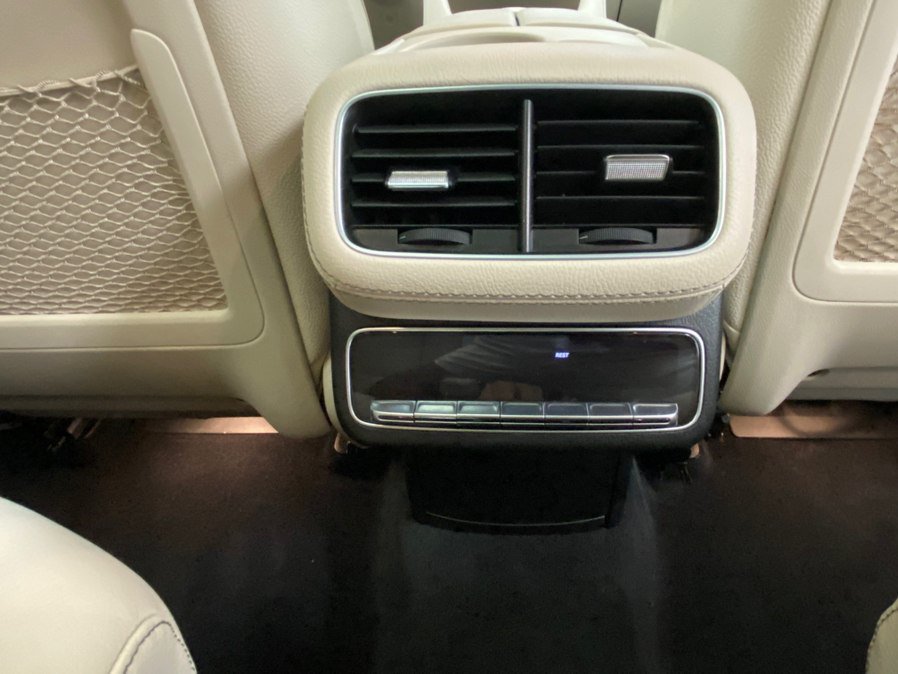 Used 2023 Mercedes-Benz GLS 450 4MATIC image 40