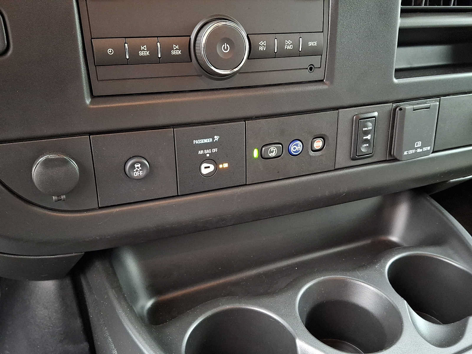 New 2026 Chevrolet Express 3500 w/ Power Convenience Package RWD image 17