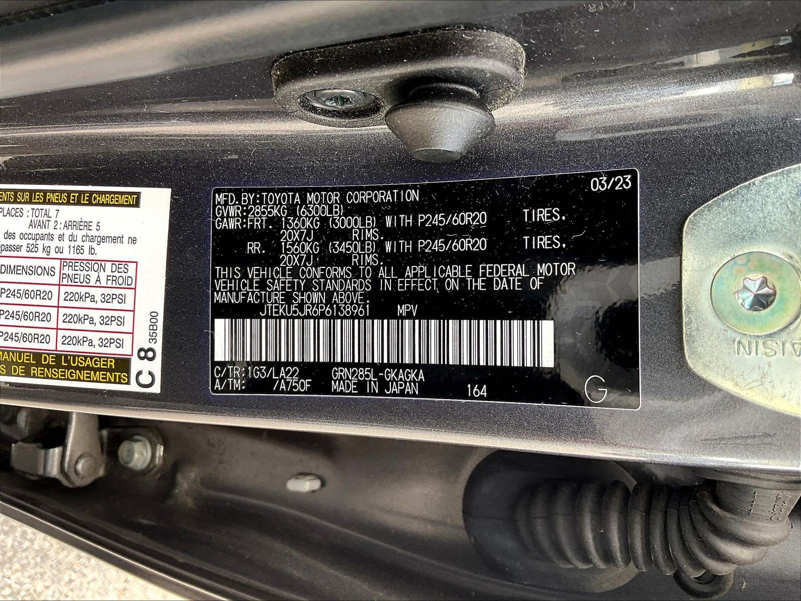 Used 2023 Toyota 4Runner Limited AWD/4WD image 18