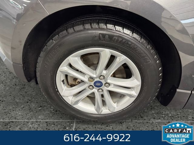 Used 2020 Ford Edge SEL w/ Cold Weather Package image 24