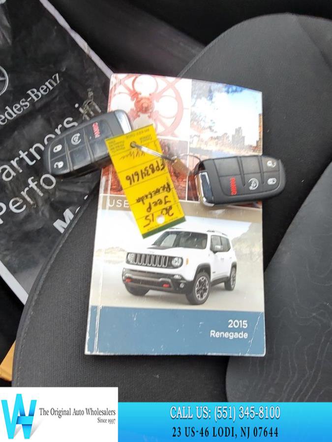 Used 2015 Jeep Renegade Trailhawk w/ Popular Equipment Group image 27