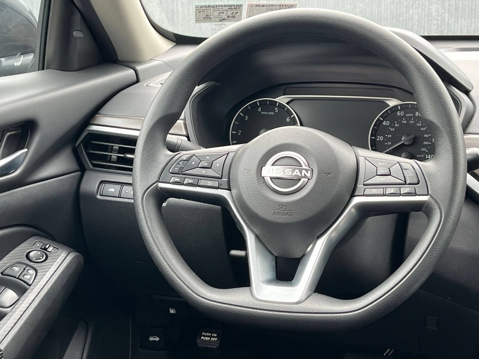 Used 2025 Nissan Altima 2.5 SV FWD image 28