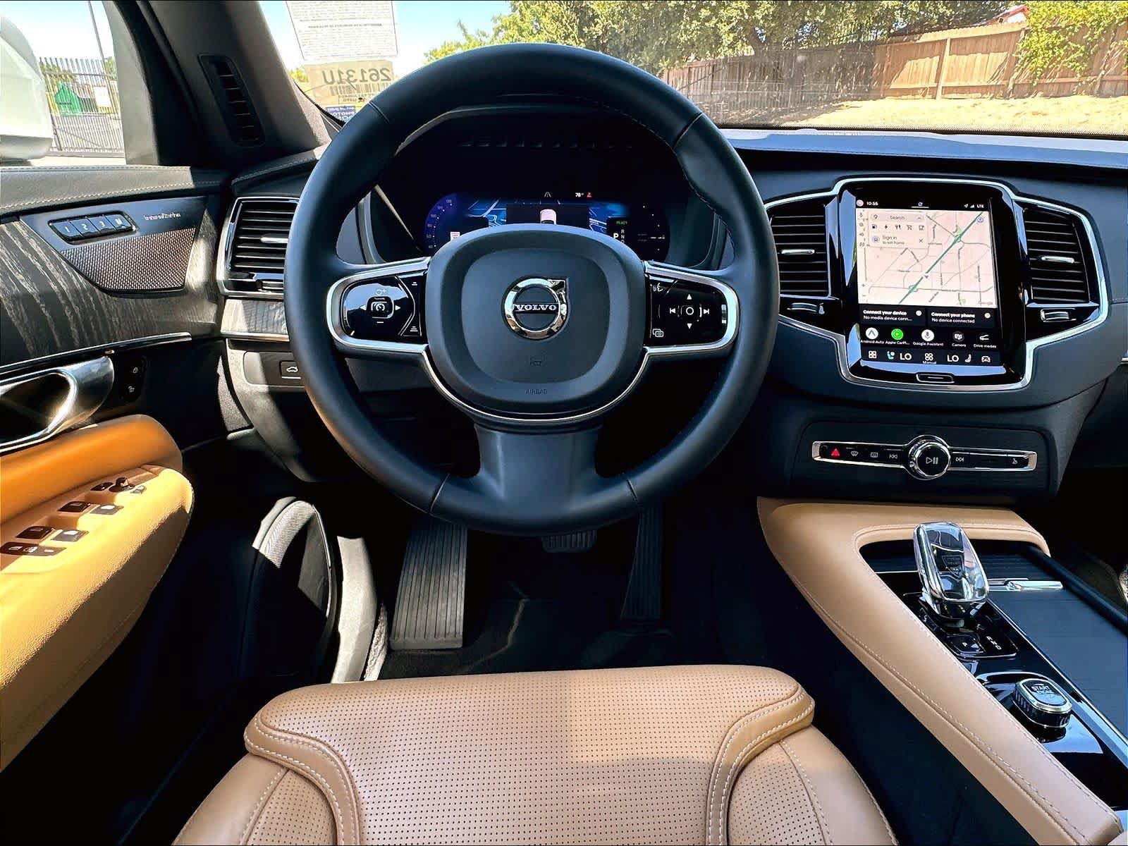 Used 2025 Volvo XC90 T8 Ultra w/ Protection Package Premier AWD/4WD image 8