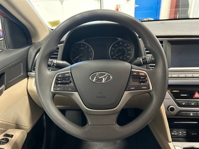 Used 2017 Hyundai Elantra SE FWD image 14