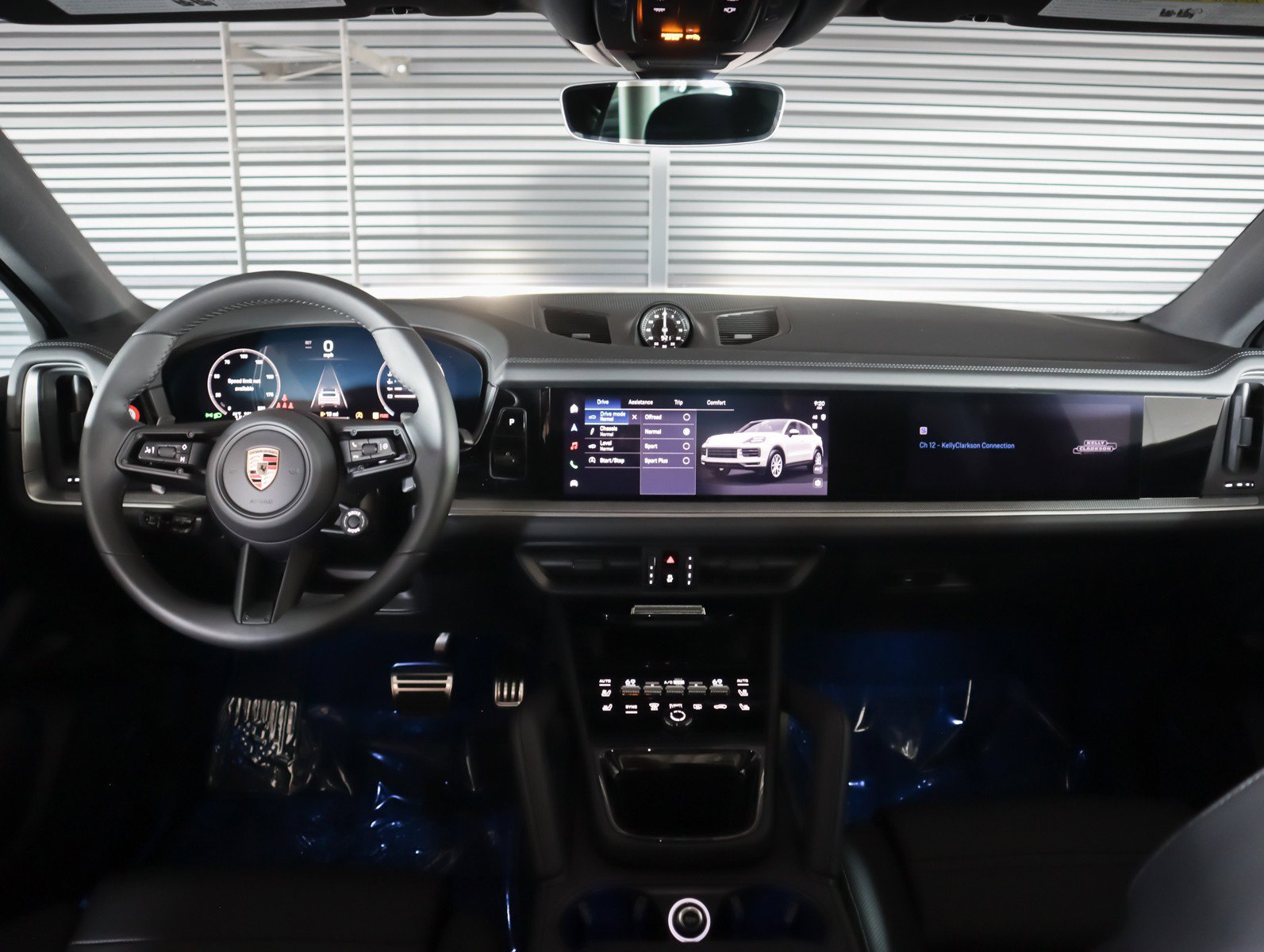 Used 2026 Porsche Cayenne S image 14