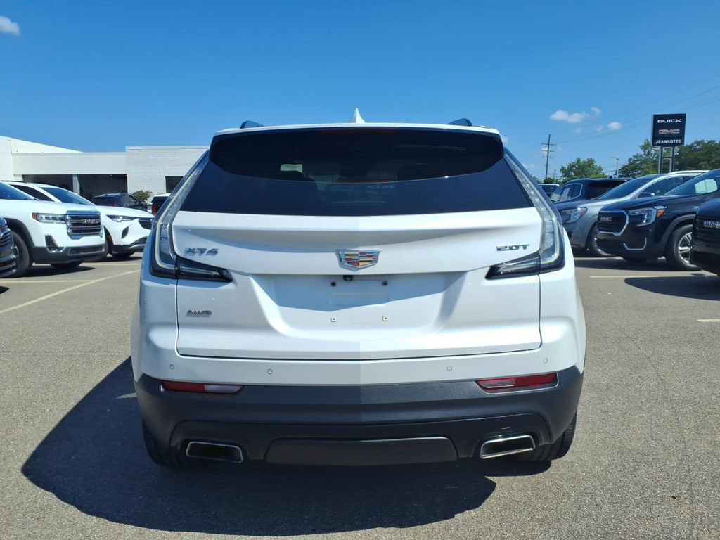 Used 2019 Cadillac XT4 Sport w/ Cold Weather Package AWD/4WD image 6