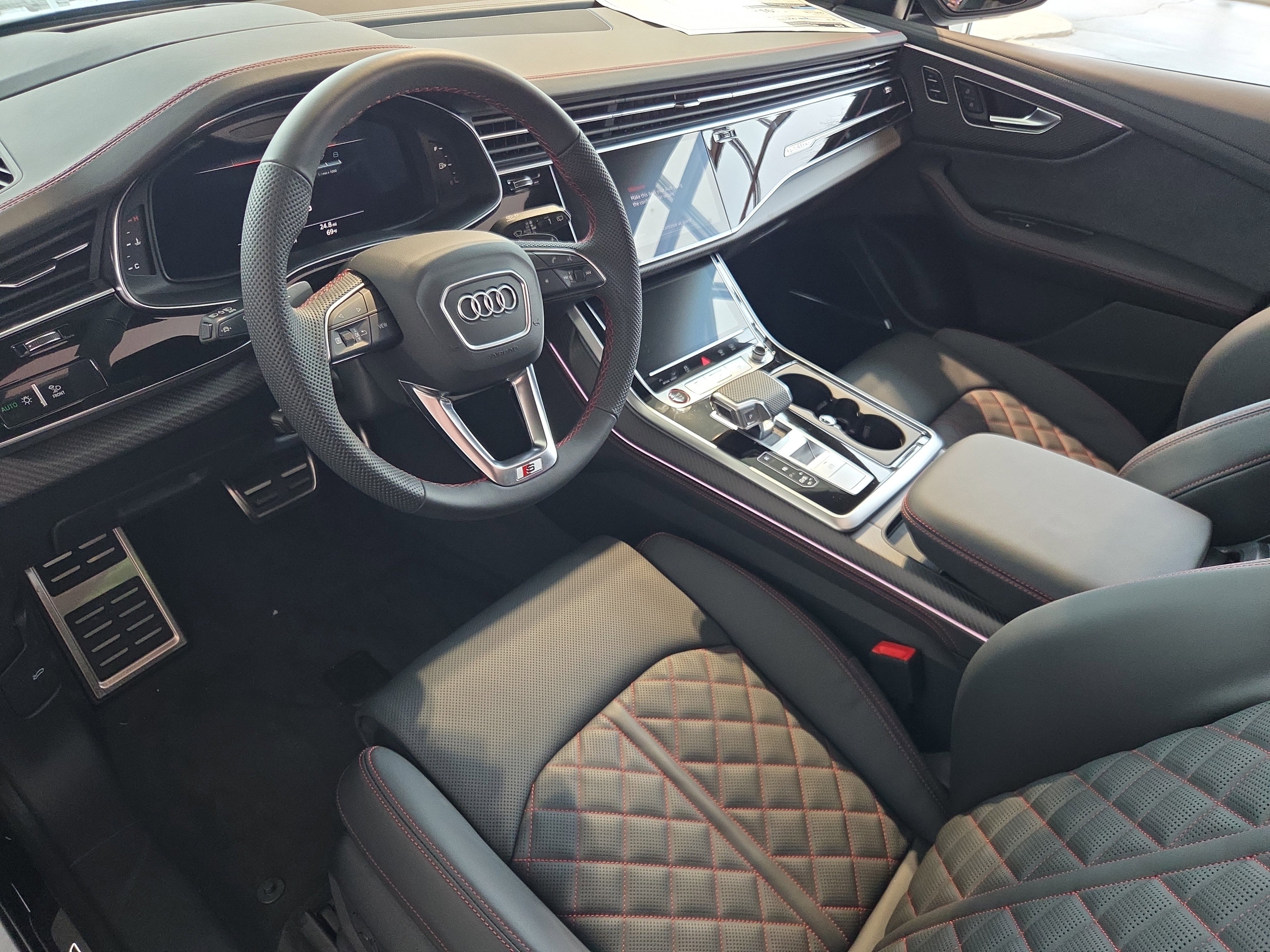 New 2026 Audi SQ8 Prestige image 6