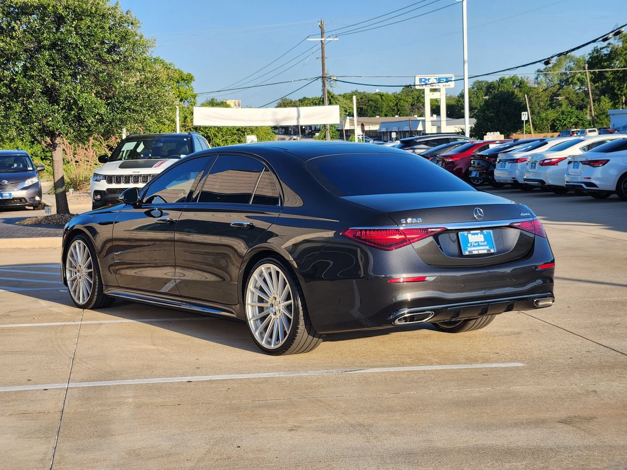 Used 2023 Mercedes-Benz S 580 4MATIC Sedan w/ AMG Line image 7