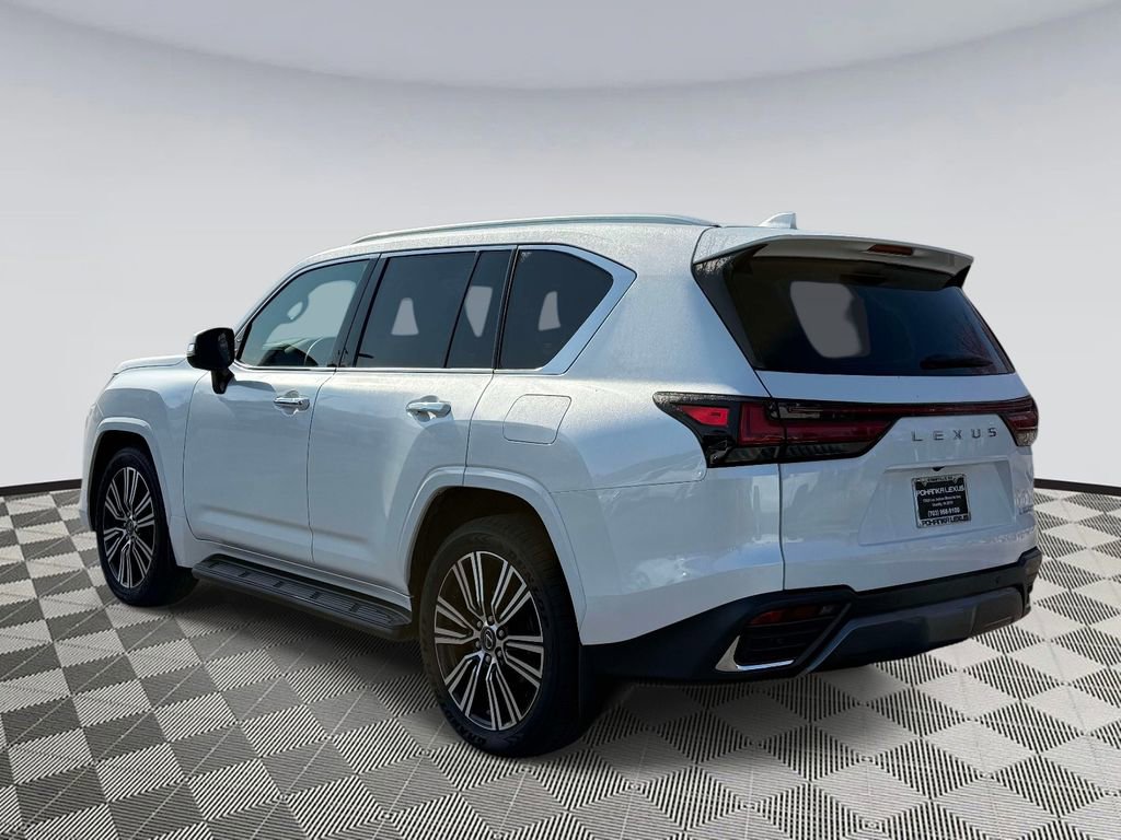 Used 2025 Lexus LX 600 4WD w/ Accessory Package (2T) image 4