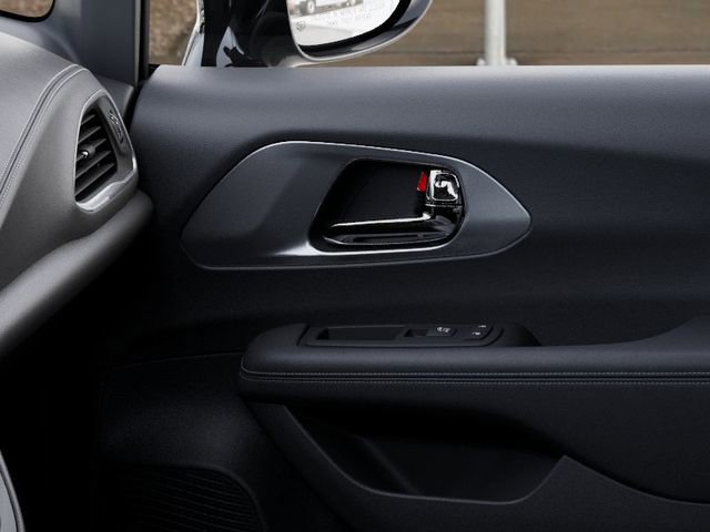 New 2026 Chrysler Pacifica Limited w/ S Appearance Package FWD image 25
