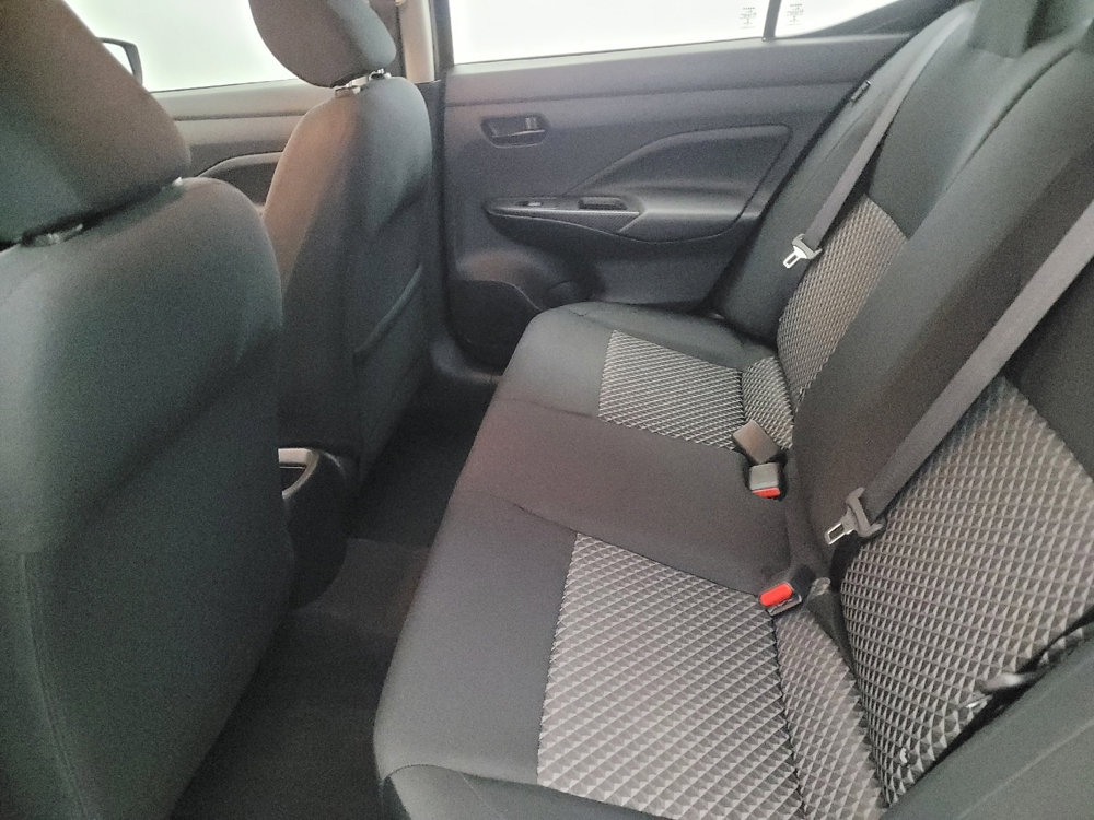 Used 2020 Nissan Versa S image 18