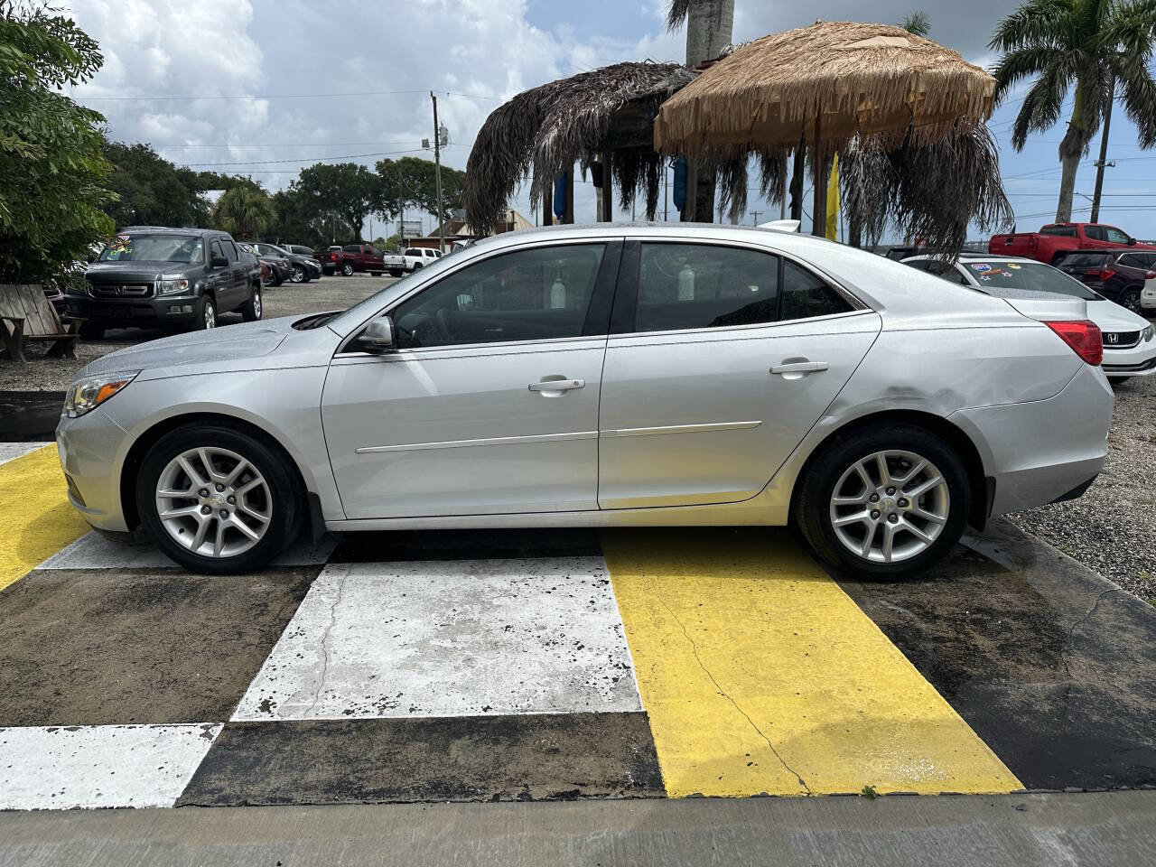 Used 2015 Chevrolet Malibu LT w/ Power Convenience Package image 8