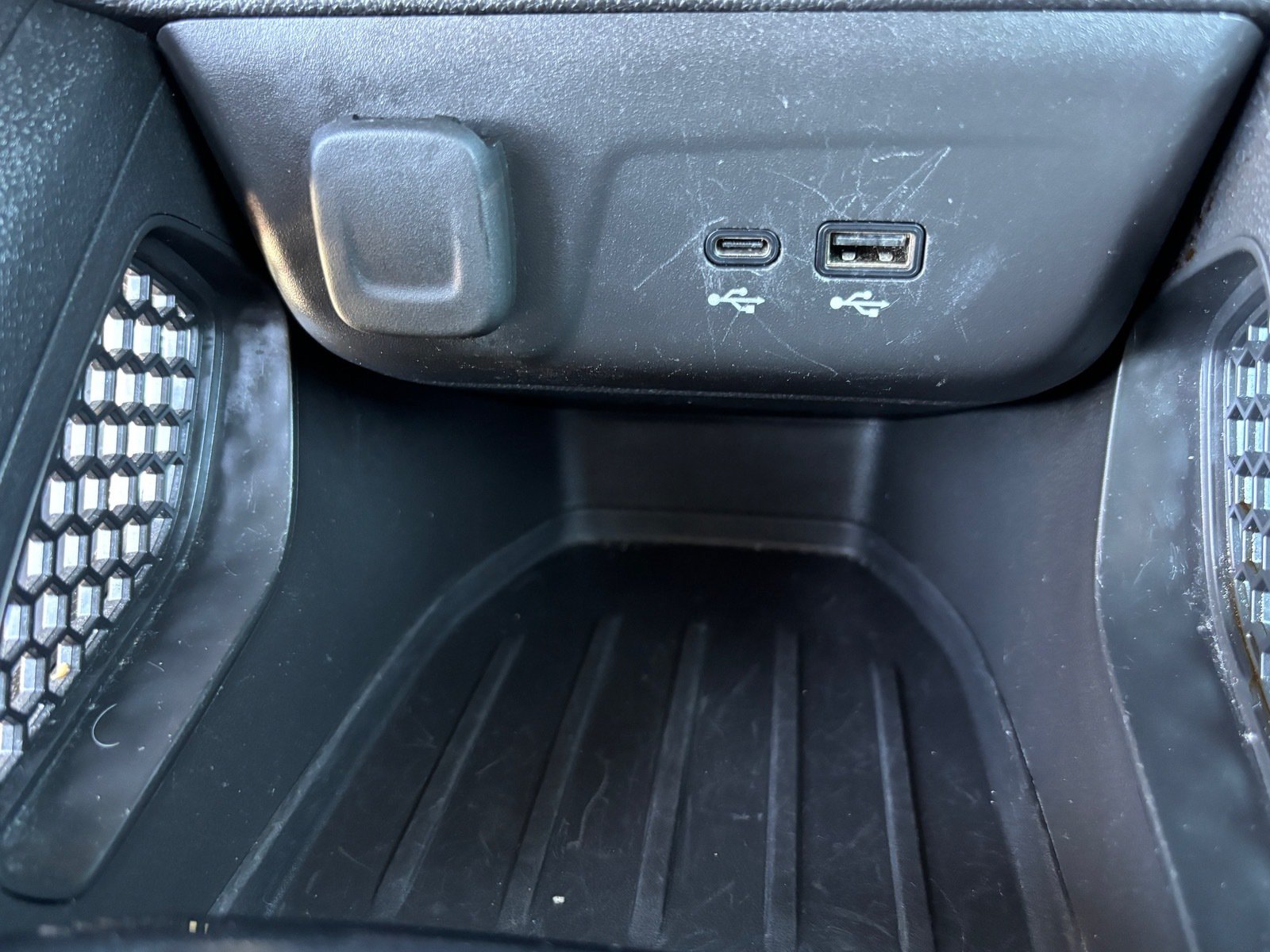 Used 2025 Chevrolet TrailBlazer LT FWD image 15