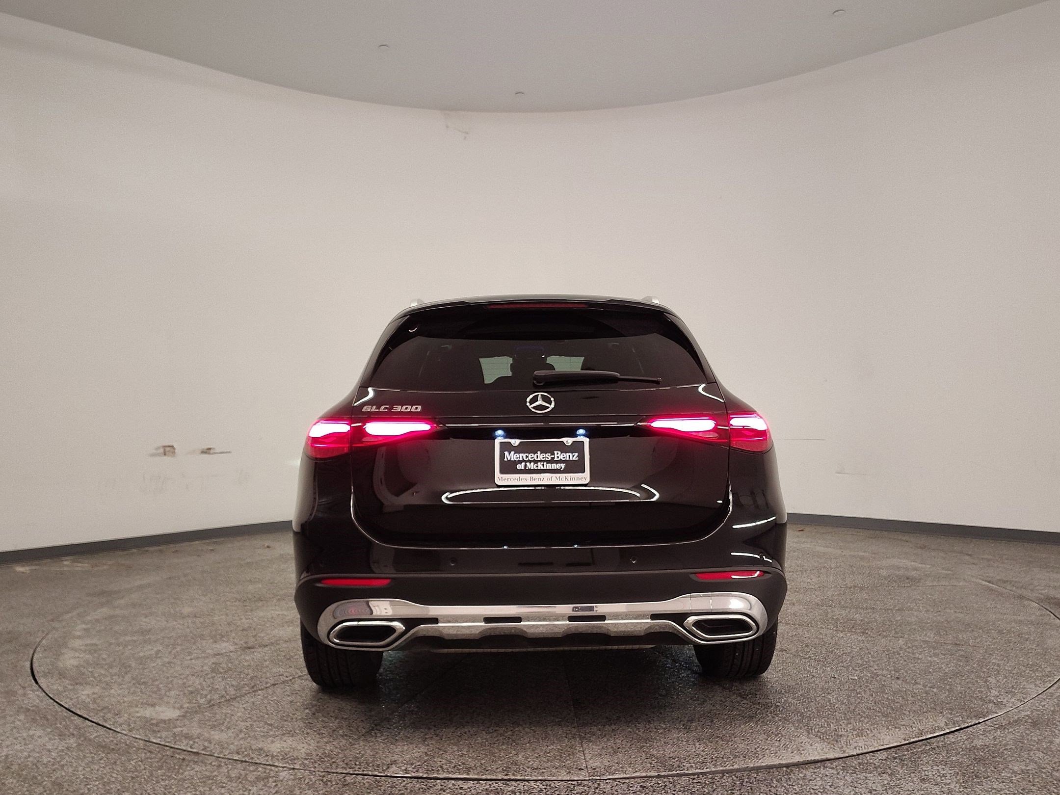 Certified 2026 Mercedes-Benz GLC 300 image 10