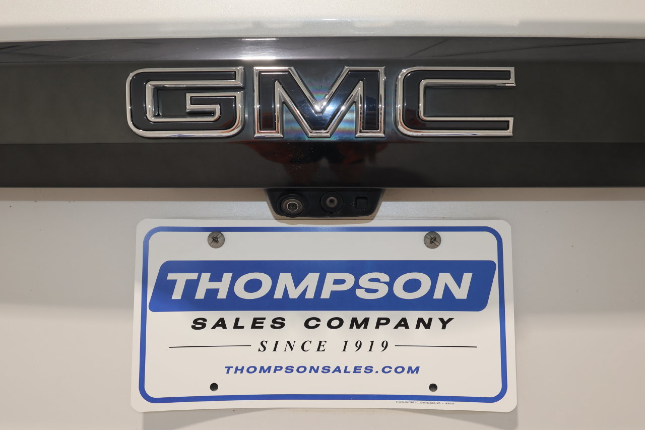 Used 2023 GMC Yukon XL Denali Ultimate AWD/4WD image 42